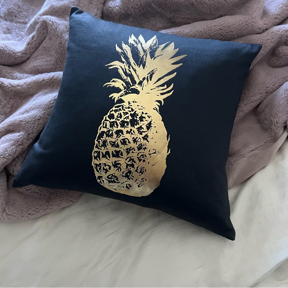 Gold Pineapple Decorative Pillow